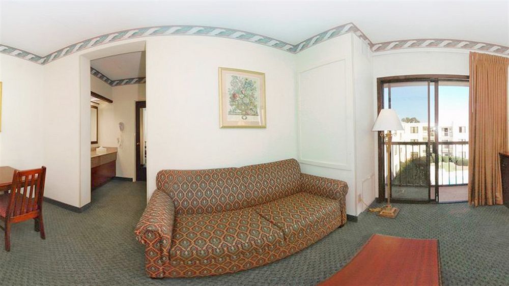 Four Points By Sheraton Raleigh North Esterno foto